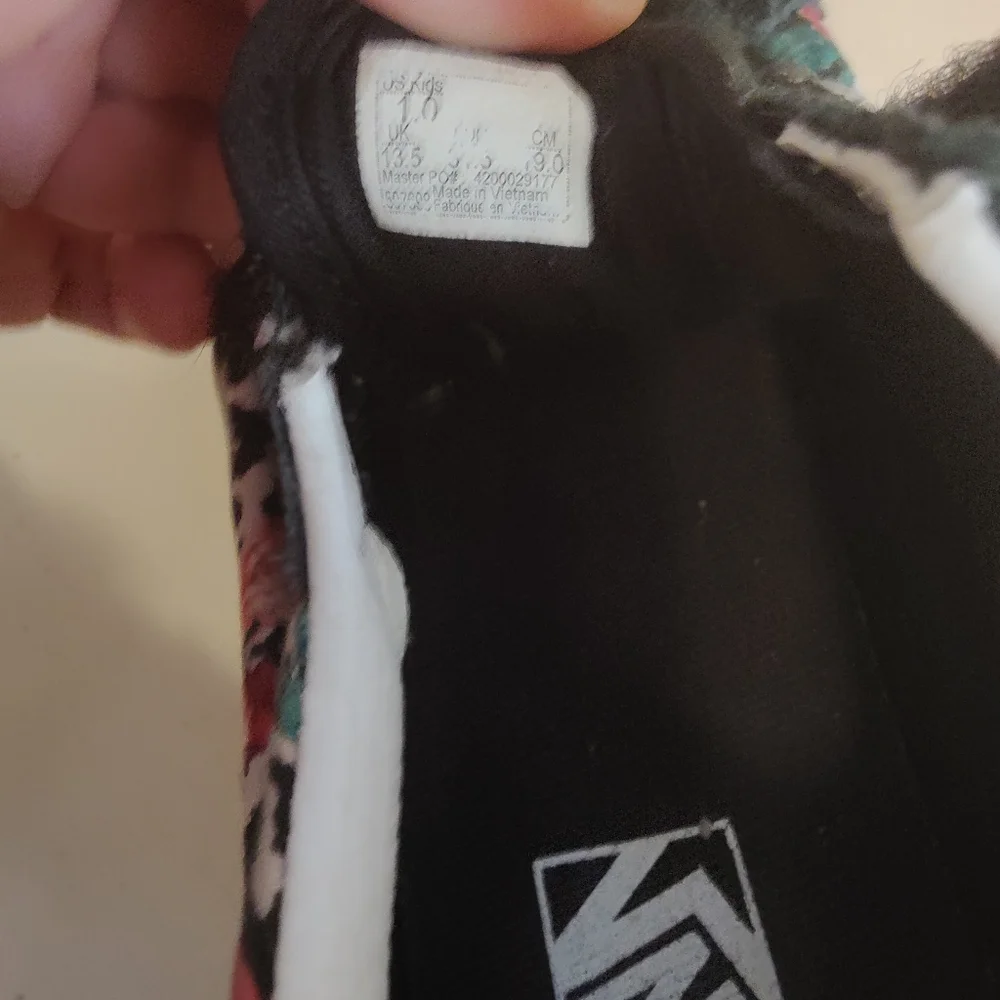 Vans girls shoes black and floral print size 1